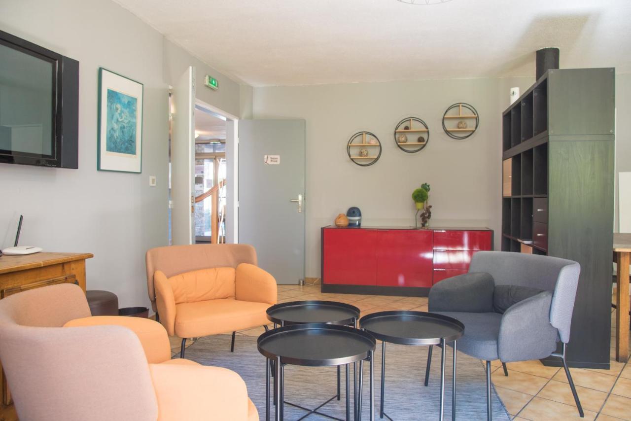 Logis Hotel Le Lac Embrun ภายนอก รูปภาพ