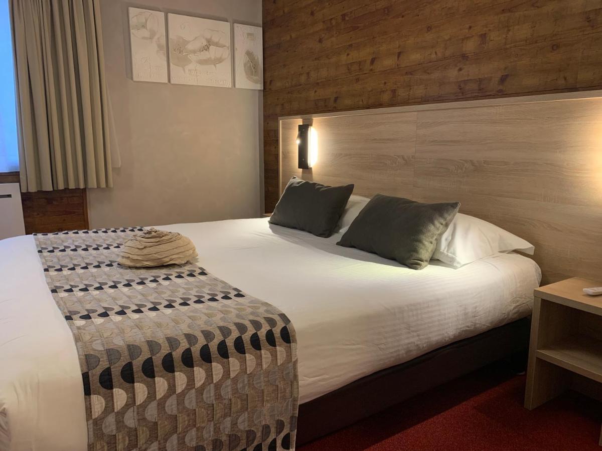 Logis Hotel Le Lac Embrun ภายนอก รูปภาพ