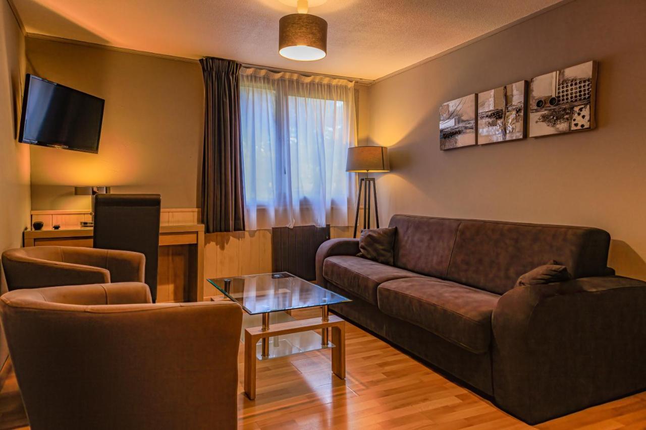 Logis Hotel Le Lac Embrun ภายนอก รูปภาพ