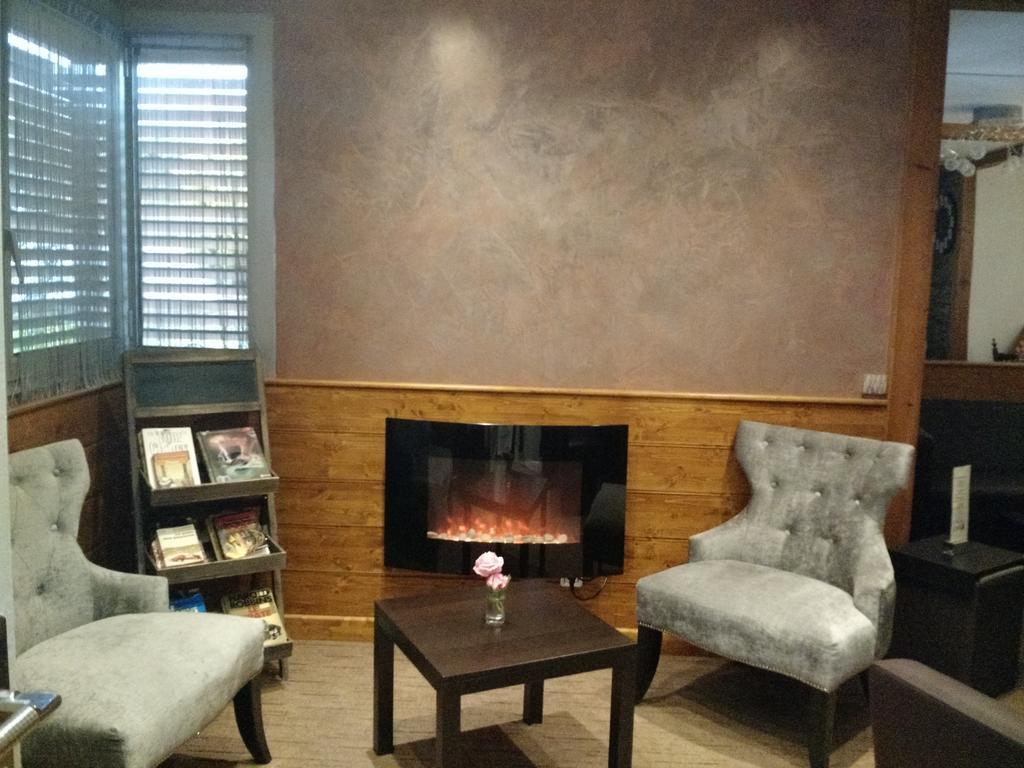 Logis Hotel Le Lac Embrun ภายนอก รูปภาพ